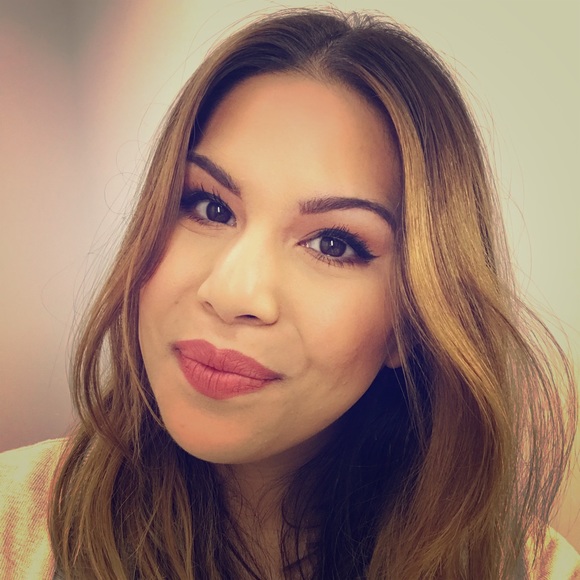 Meet your Posher, Alicia - Picture 1 of 1